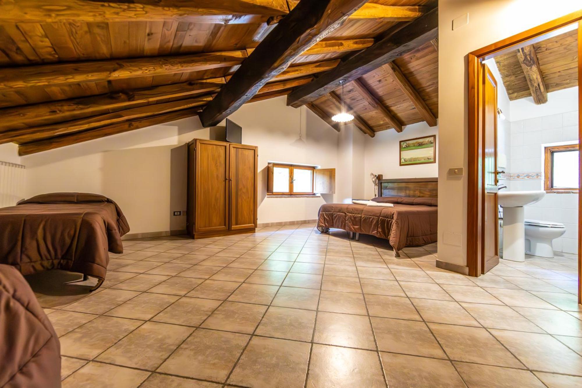 Agriturismo La Ferrera Varco Sabino Exteriör bild