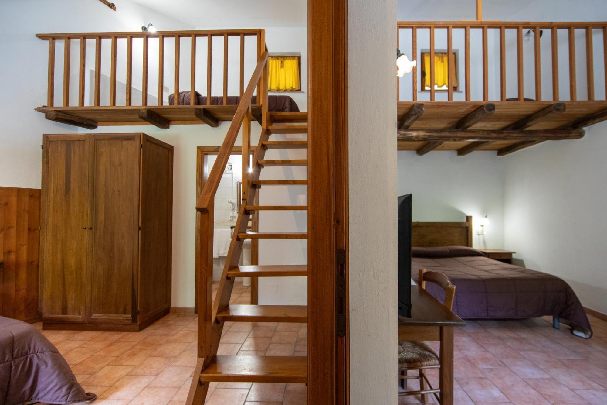Agriturismo La Ferrera Varco Sabino Exteriör bild